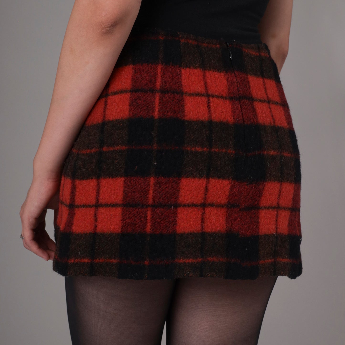 Y2K Guess Mini Red and Black Plaid Skirt