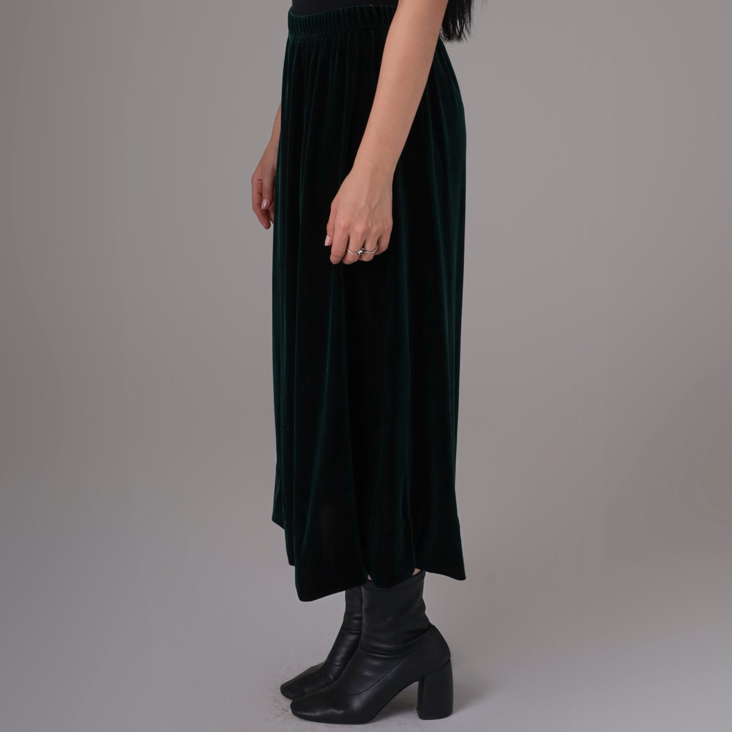 90s Dark Green Velvet Maxi Skirt